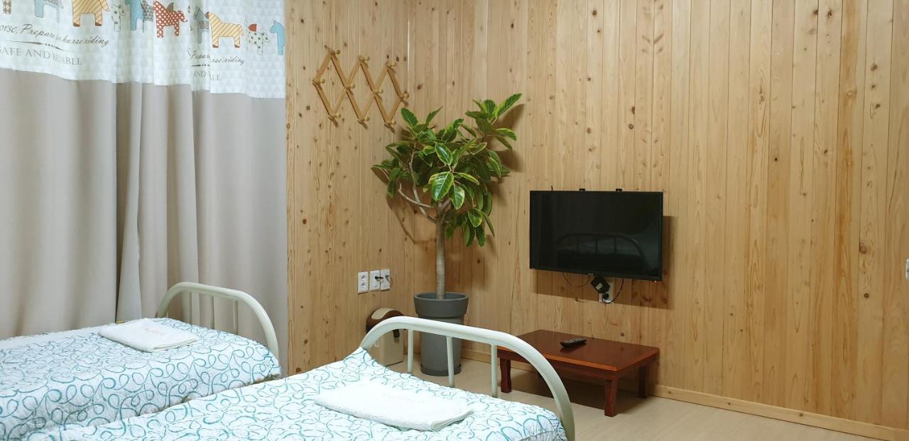 גייאונגג'ו Chowoo Guesthouse מראה חיצוני תמונה